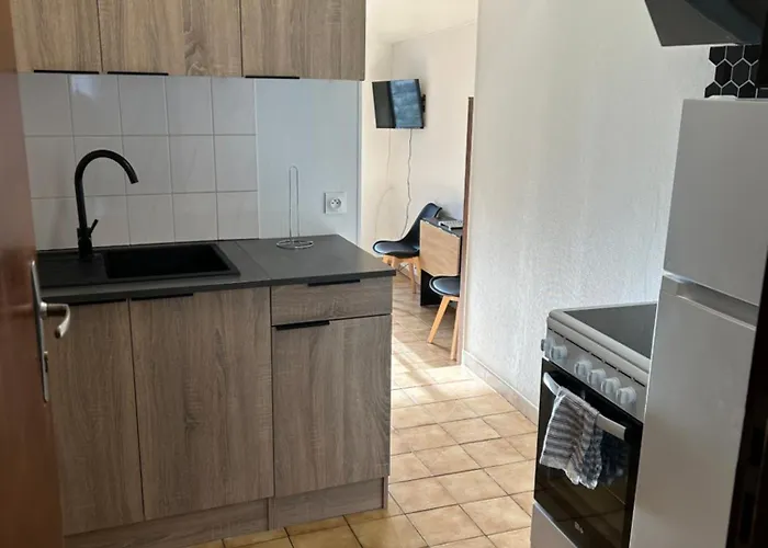 Le Vale - Centre De * Givet